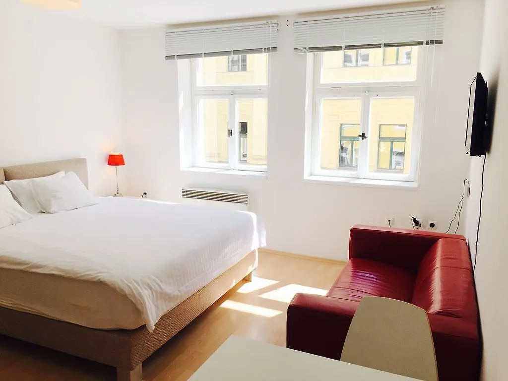 Prague City Stay Rohacova Τσεχία