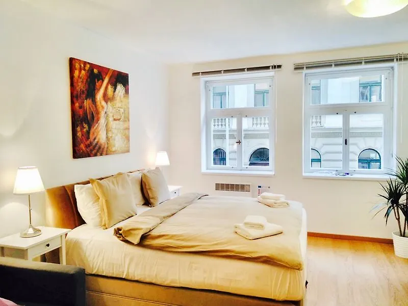 Ξενοδοχείο με διαμερίσματα Prague City Stay Rohacova
