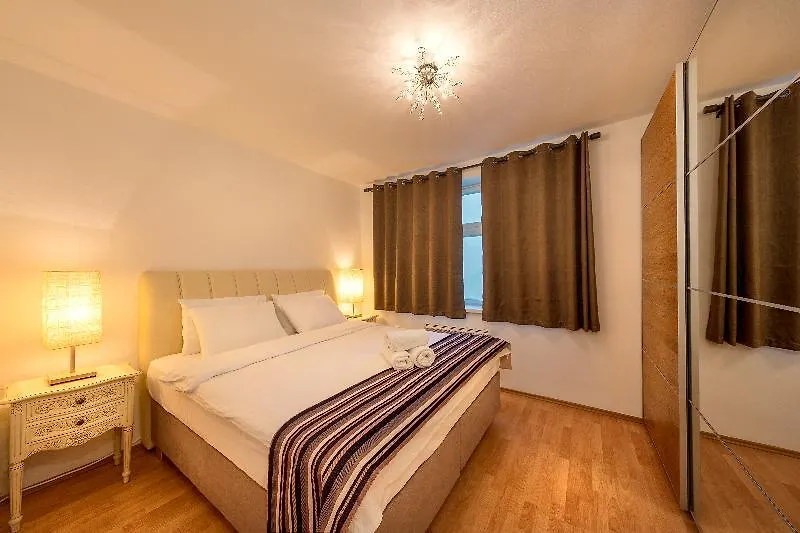 Ξενοδοχείο με διαμερίσματα Prague City Stay Rohacova